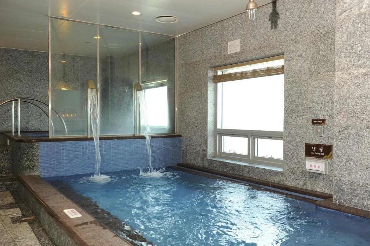Pineridge Hotel Sokcho Ngoại thất bức ảnh