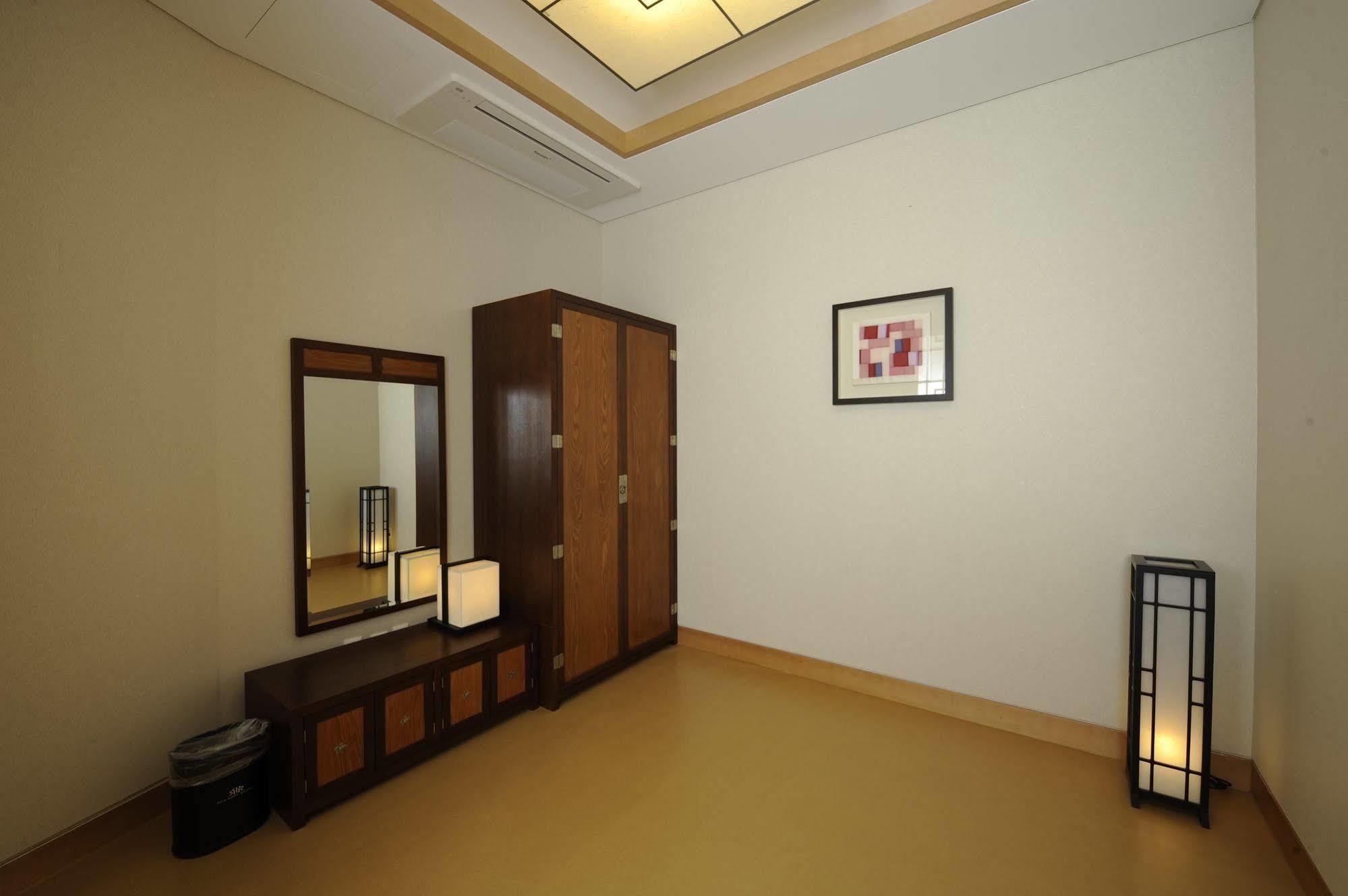 Pineridge Hotel Sokcho Ngoại thất bức ảnh